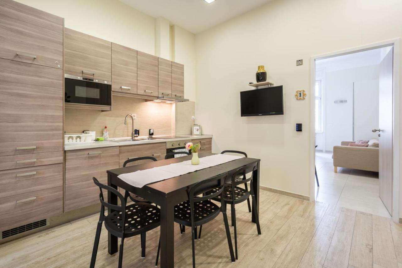 Basilika Monnalisa Luxury 3 Bedrooms Apartment With Amazing View Need Reservation X Free Parking 부다페스트 외부 사진