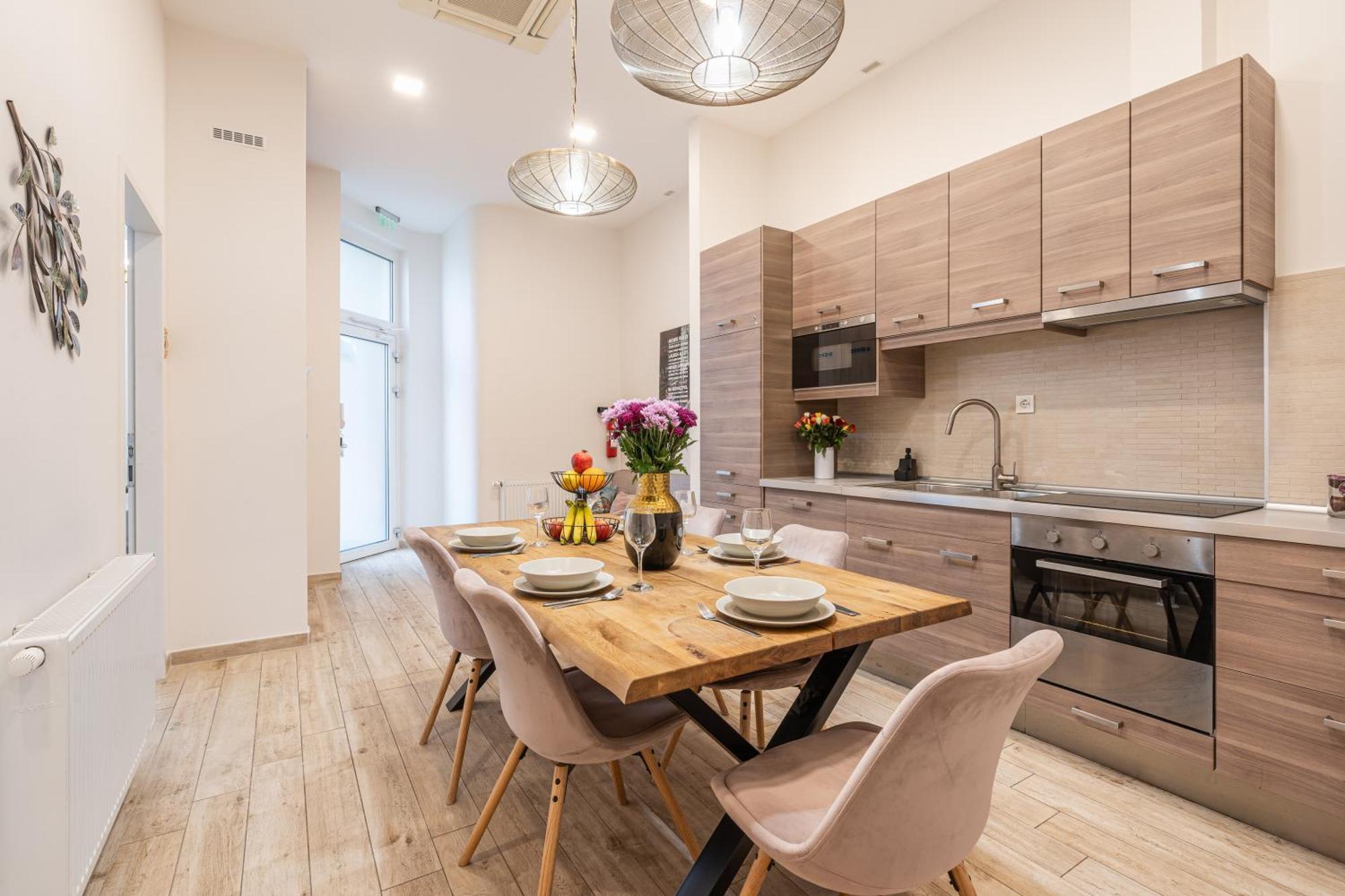 Basilika Monnalisa Luxury 3 Bedrooms Apartment With Amazing View Need Reservation X Free Parking 부다페스트 외부 사진
